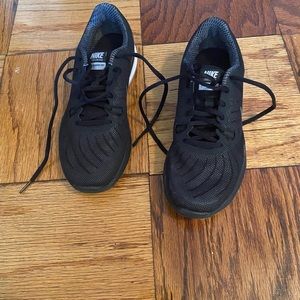 Black Nike Sneakers